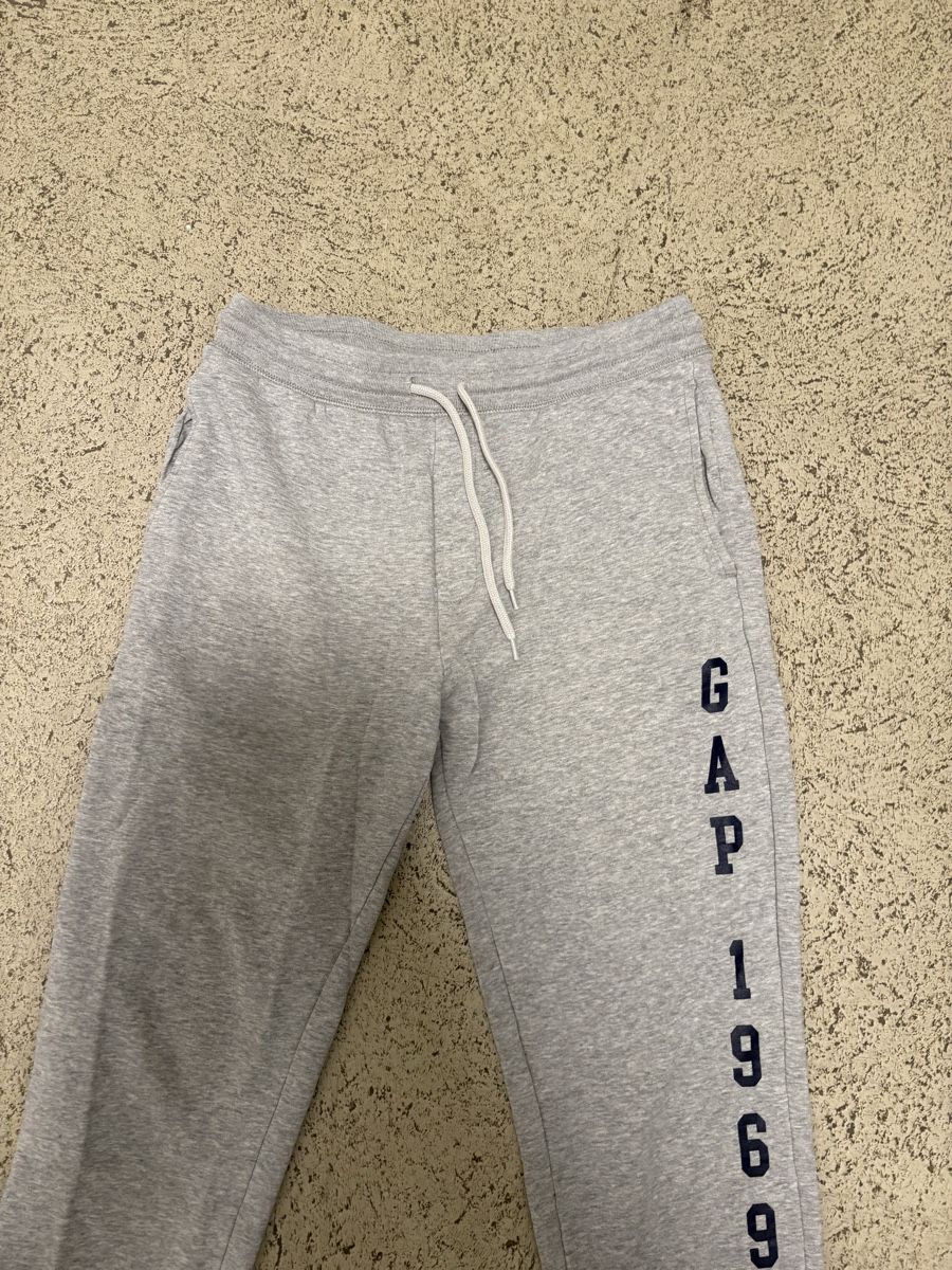 Gap Pantaloni: Herren Trainerhose,Gr.S;GAP – Usato da Winterthur venduto da Nena222 1