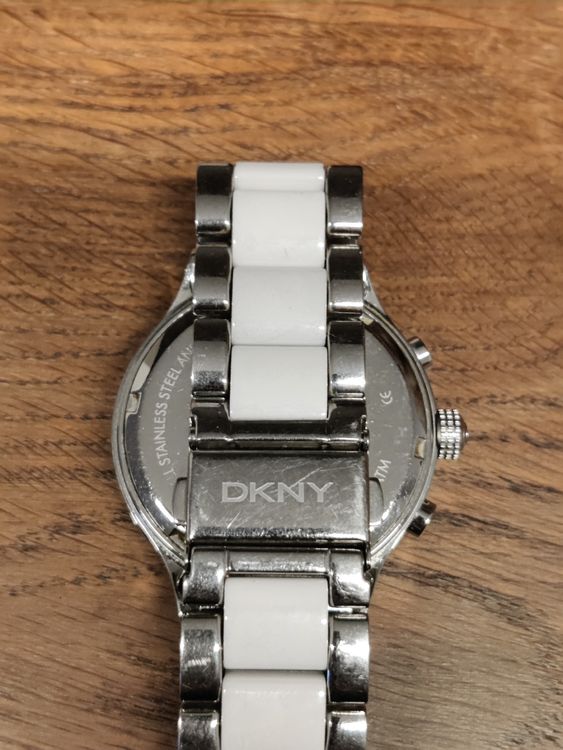 DKNY Orologi: Damenuhr Quarz DKNY Keramik/Stahl – Usato da Bergdietikon venduto da Marshmallowa 1