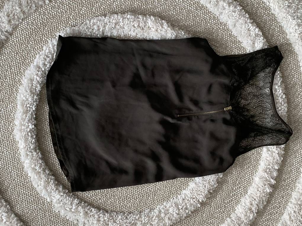 Tops: Shirt/Top Gr. S je Chf 3.- – Gebraucht aus Einsiedeln von ver_sb5p
