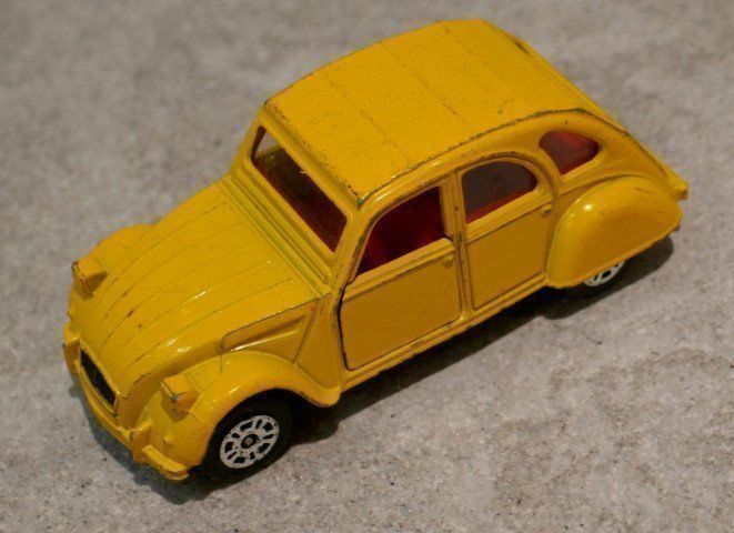 Corgi Toys Modellini d'auto: CORGI Citroën 2 CV6 – Usato da Allmendingen b. BE venduto da MMC-MuMeCo