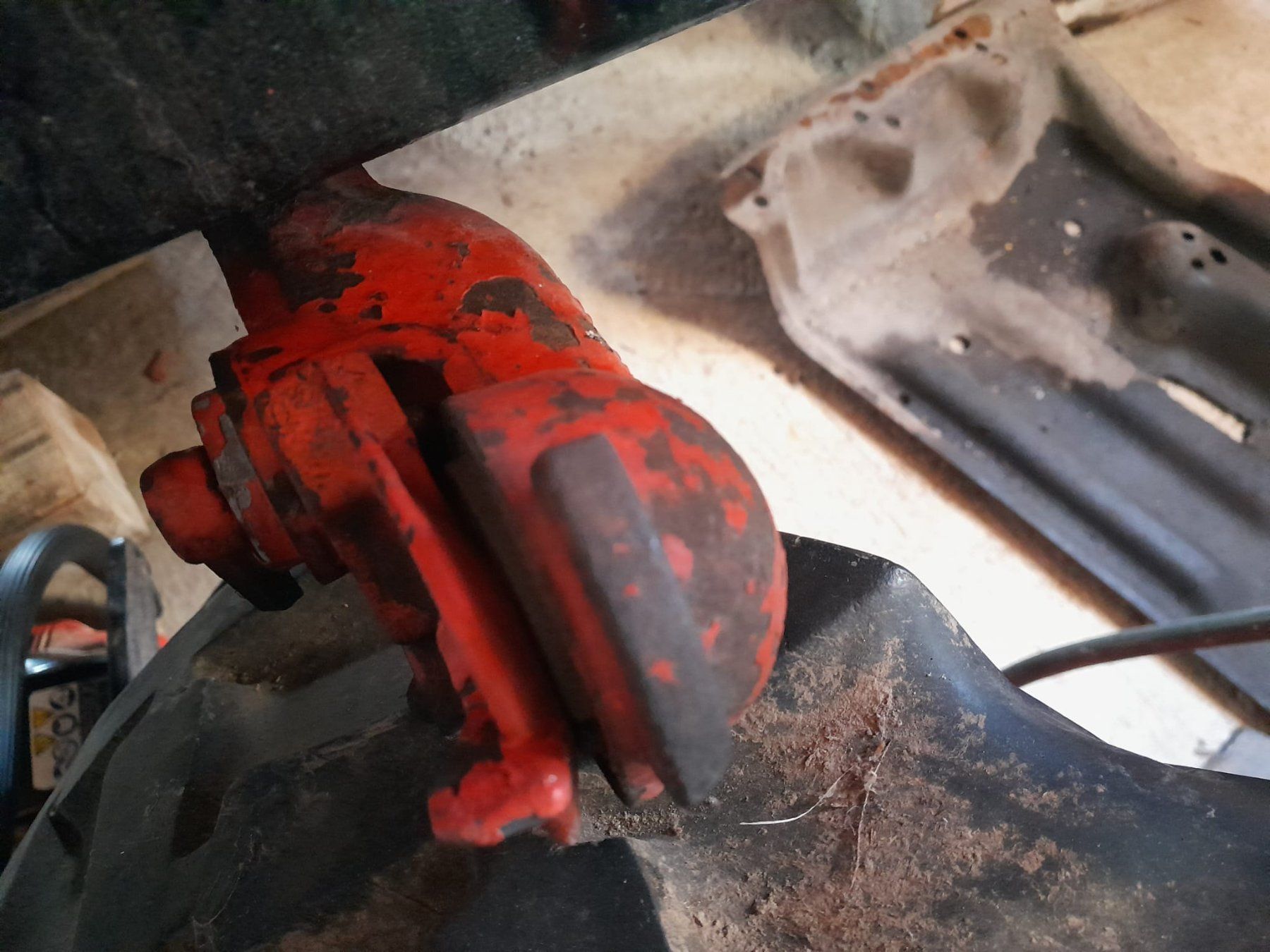 Tutti i ricambio: Druckluftbremse für Jeep oder ähnliches. – Usato da Lauenen venduto da Chevycountry 2