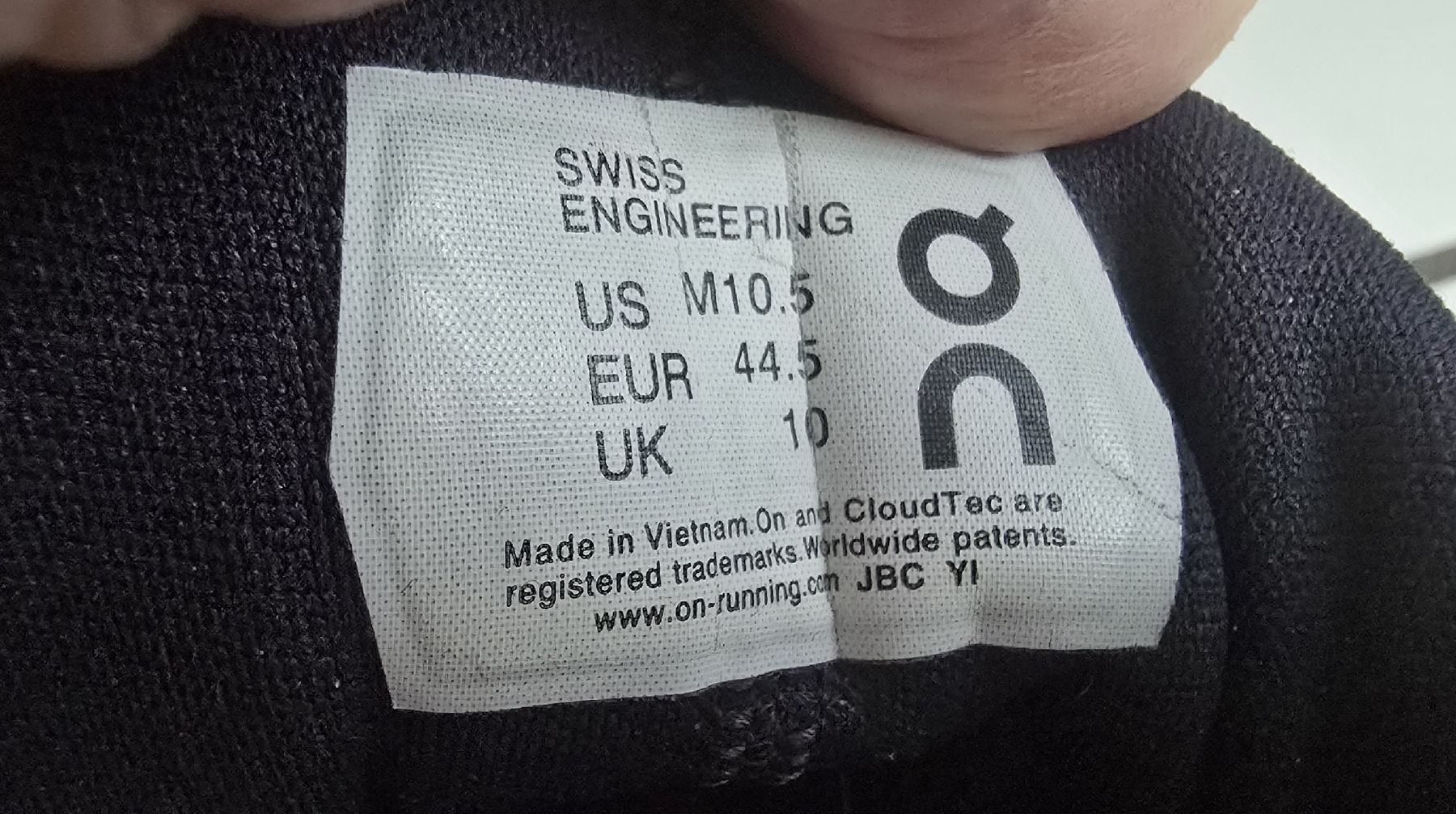 On Herrenschuhe: ON CLOUD HI Navy 44.5 – Gebraucht aus HORN von Beat2fast4you 4