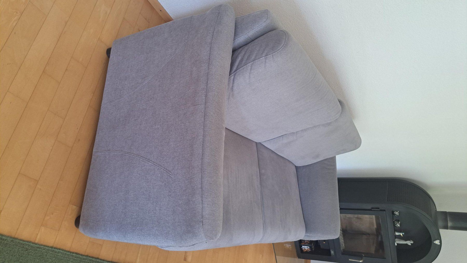 Sofas: Gut erhaltenes Stoffsofa, grau, 2-Plätzer – D'occasion à Hittnau par JD-OE 1