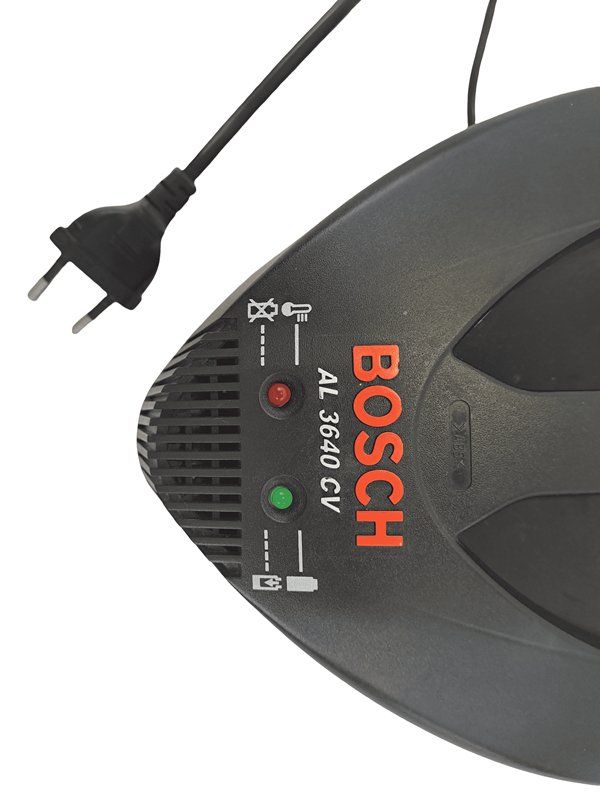 Ladegeräte: BOSCH Schnell-Lader AL3640CV – Gebraucht aus Männedorf von Restwert_Maennedorf 1