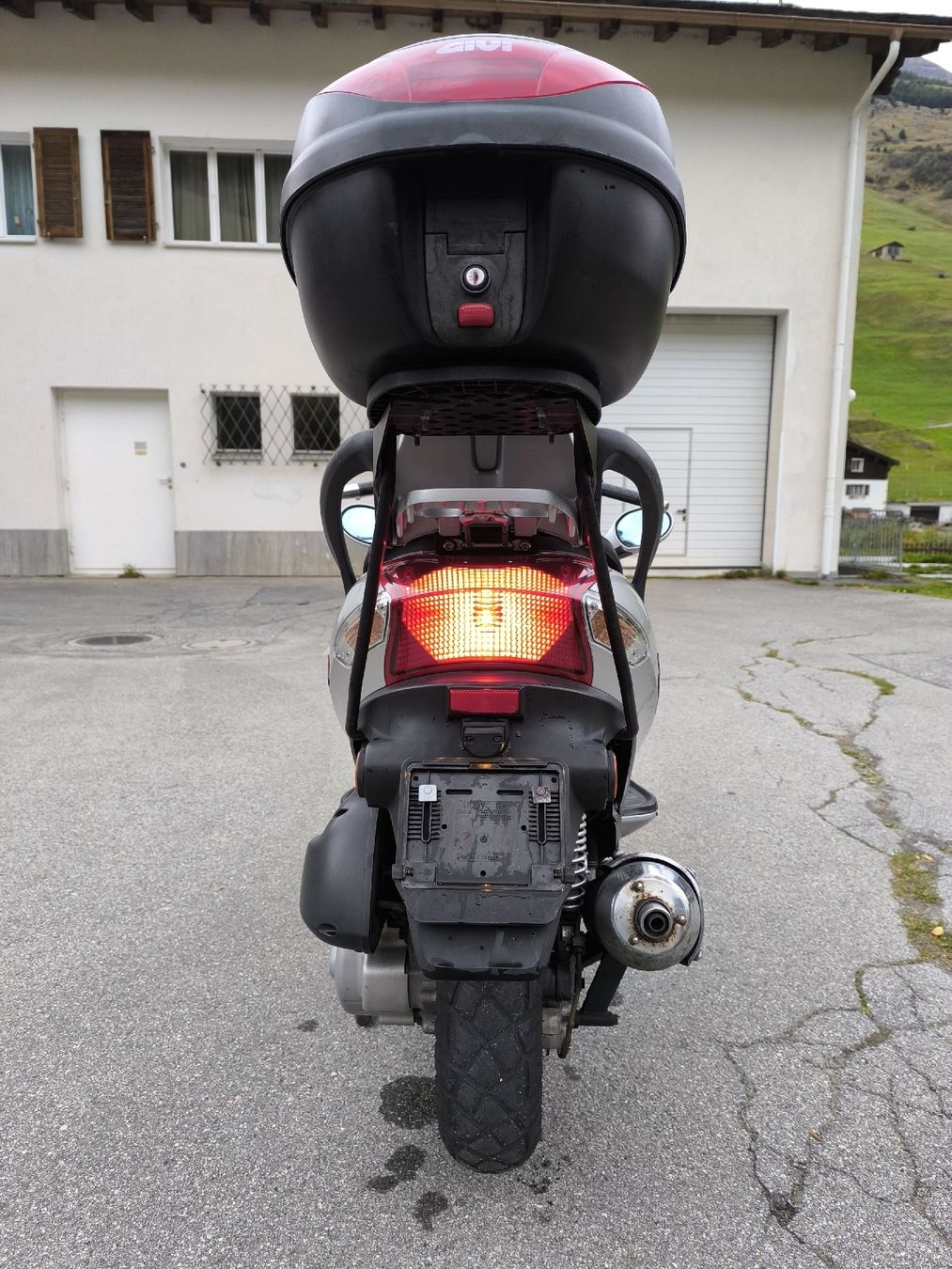 Kymco Scooters: Kymco Grand Dink 250cc Roller – Gebraucht aus Vals von BasketMan 4