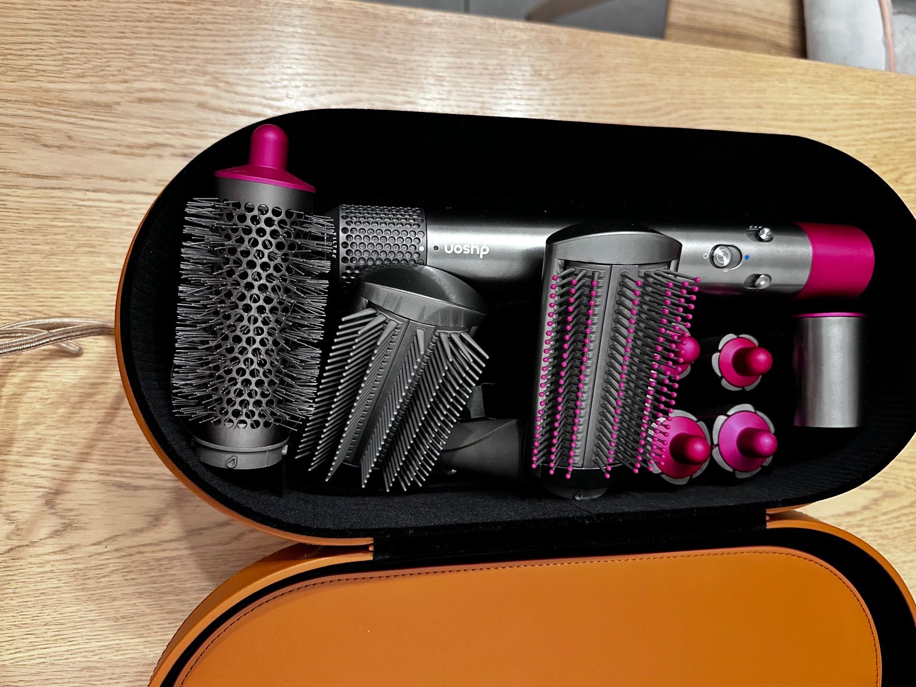 Dyson Lockenstäbe & Haarglätter: Dyson Airwrap Complete – Gebraucht aus Oftringen von SafiaO 3