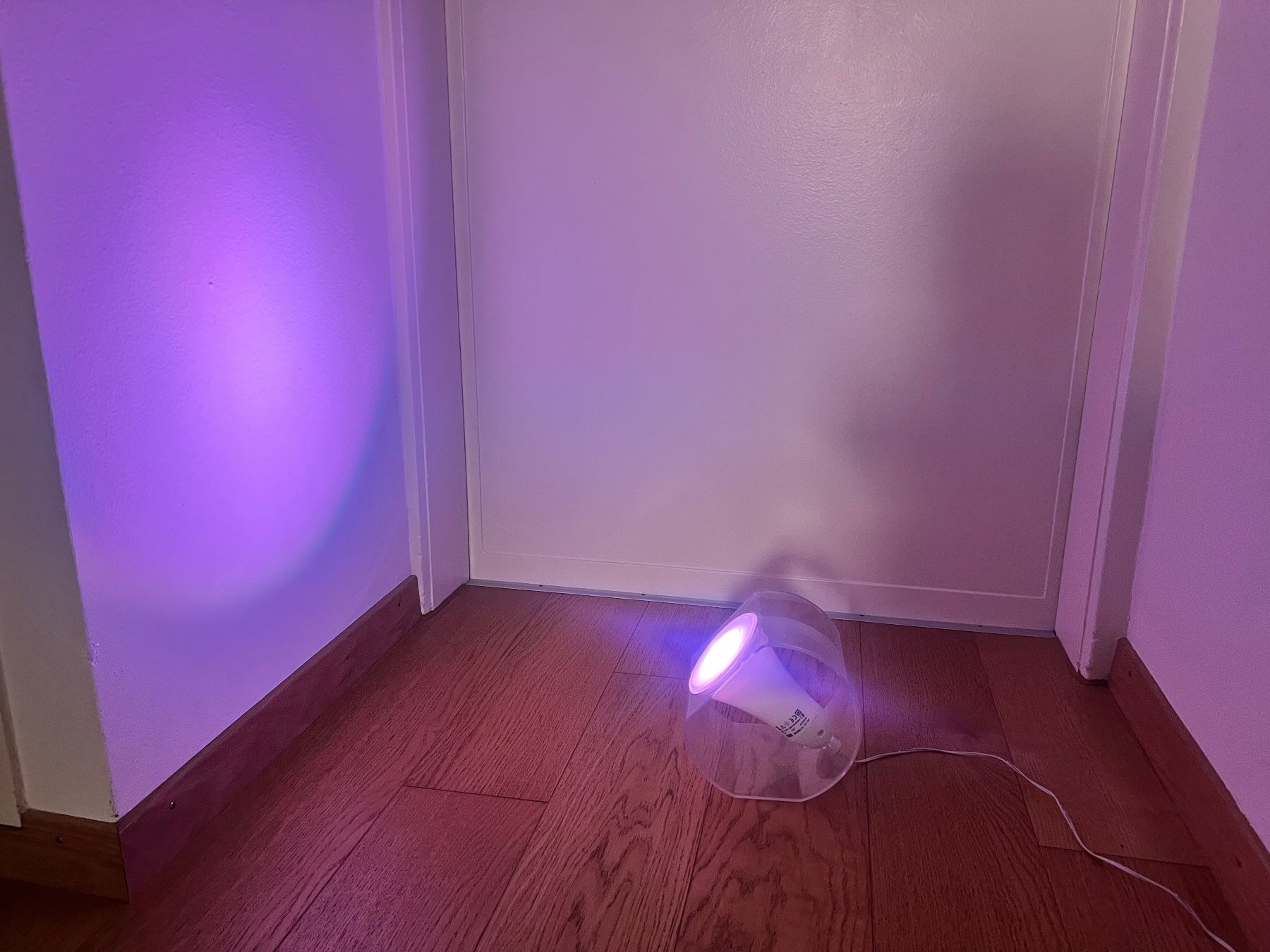 Lampen: LED Stimmungsleuchte farbwechselnd – Gebraucht aus Bern von No1e 4
