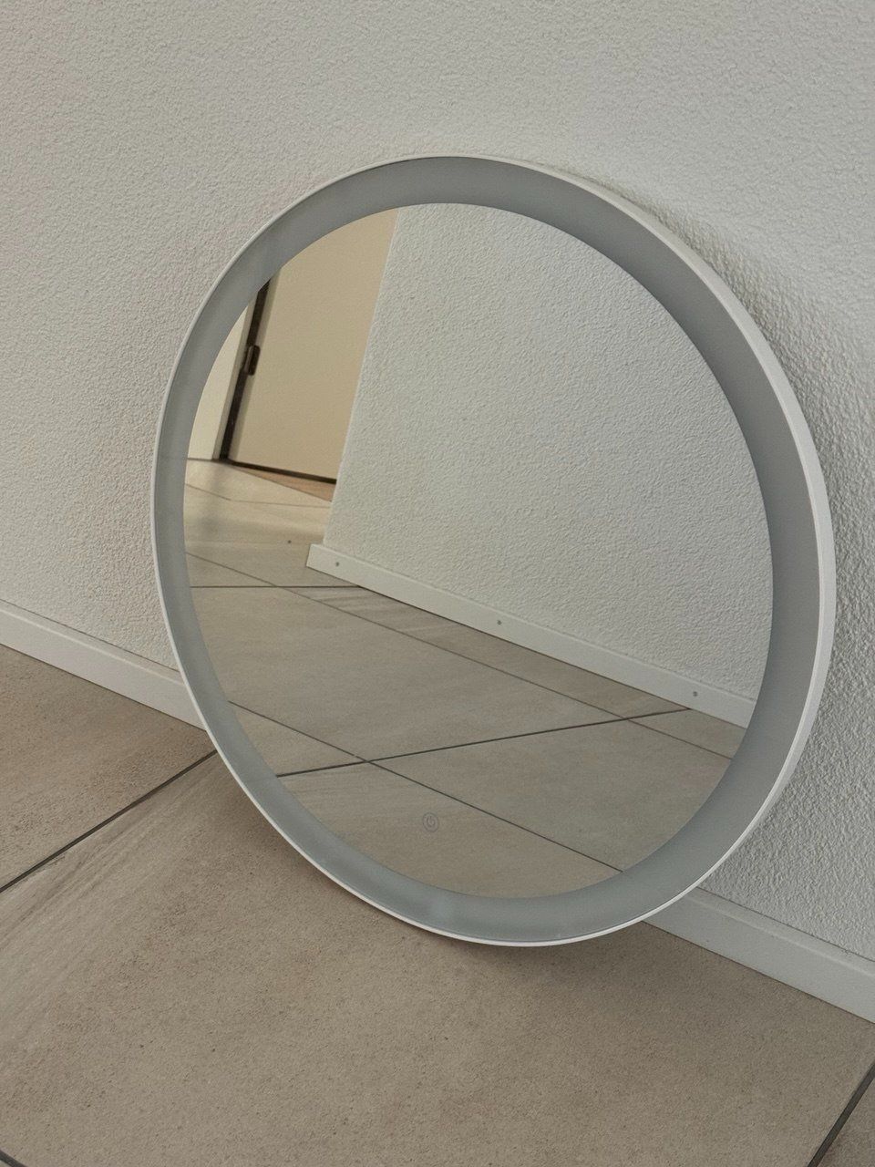Specchi: Spiegel mit LED Licht – Usato da Muhen venduto da Immernoch1
