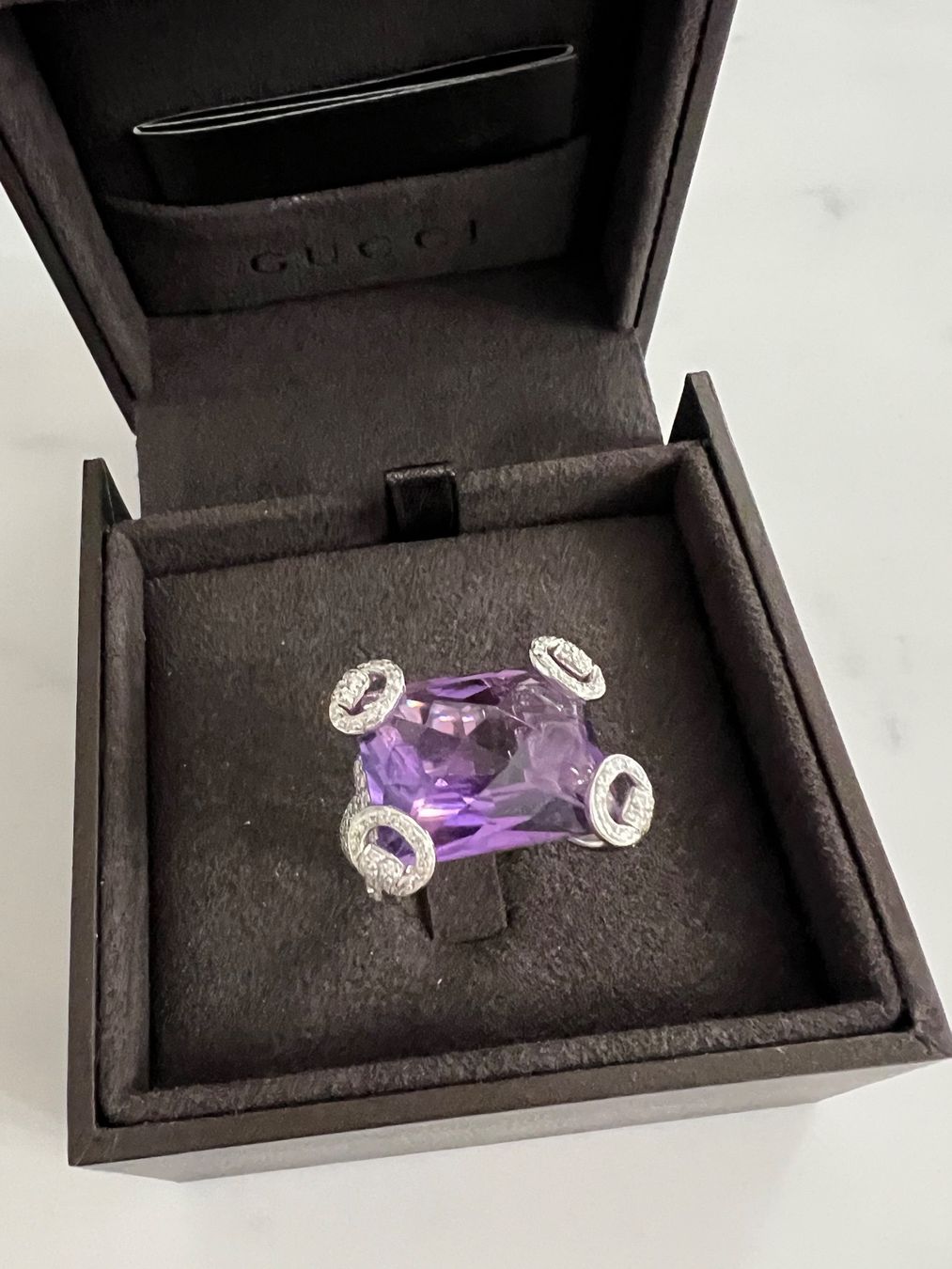 Gucci Anelli: Bague Gucci Horsebit Cocktailring  taille 13 – Usato da Lutry venduto da roxypoxy 1