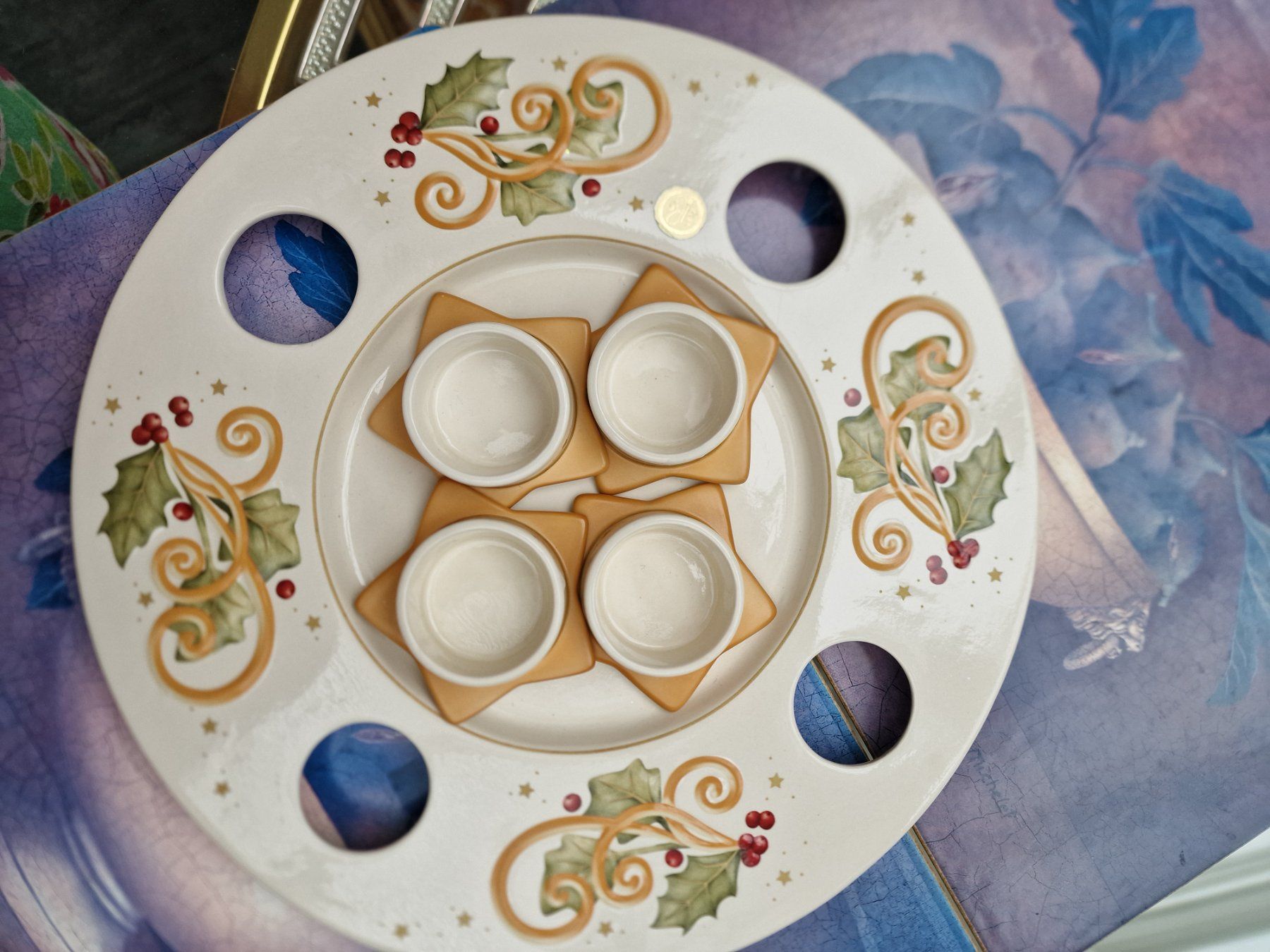 Globus Tutte le decorazioni: Goebel Adventskranz Teller 32.5cm – Usato da Oberglatt ZH venduto da Alischa1 1