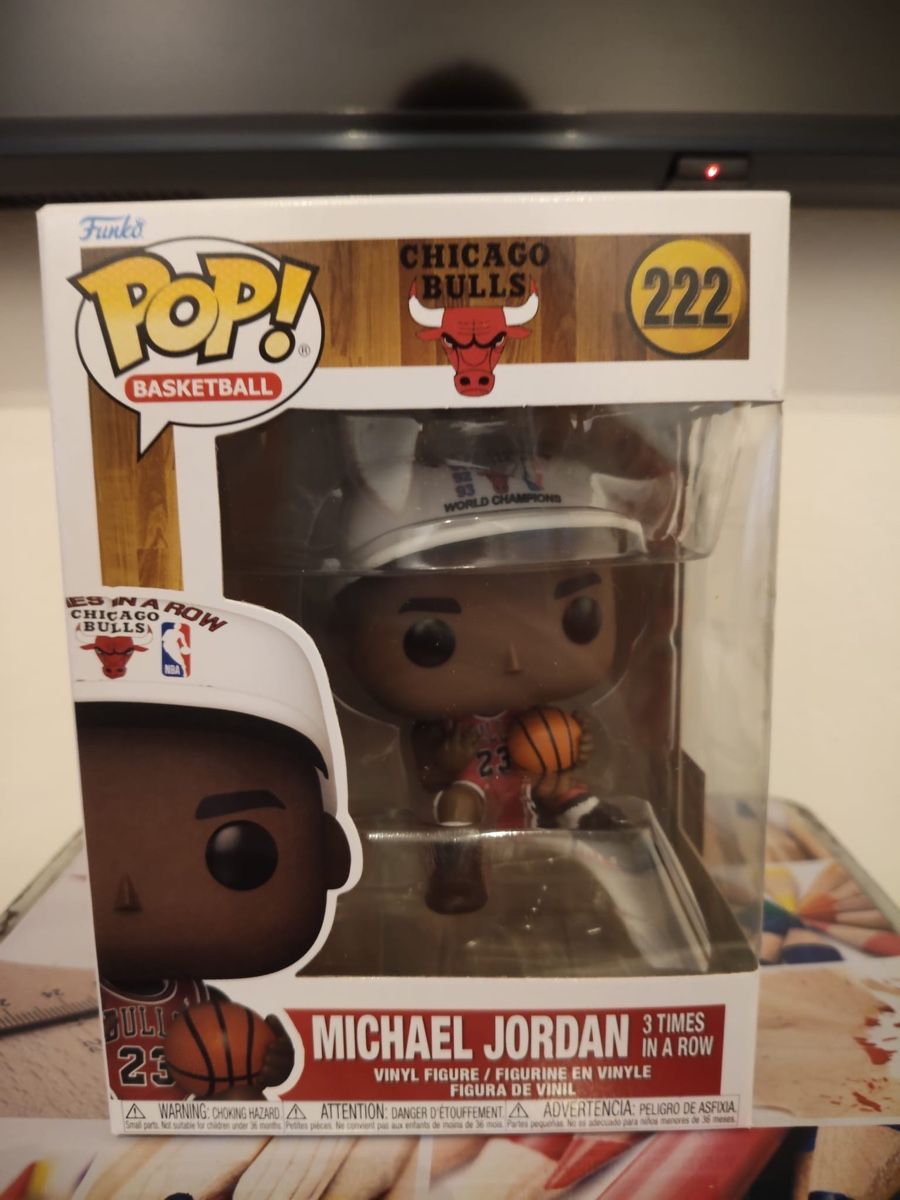 Funko Statuette: Funko Pop Michael Jordan 222 NBA – Nuovo e nell'imballaggio originale da Bülach venduto da Quicado 8
