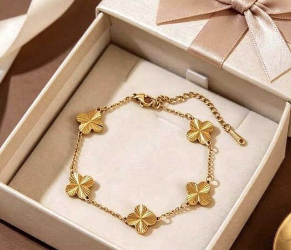 Bracciali & Braccialetti: Bracelet en acier inoxydable – Nuovo e nell'imballaggio originale da Châtel-St-Denis venduto da Montclair_Swiss