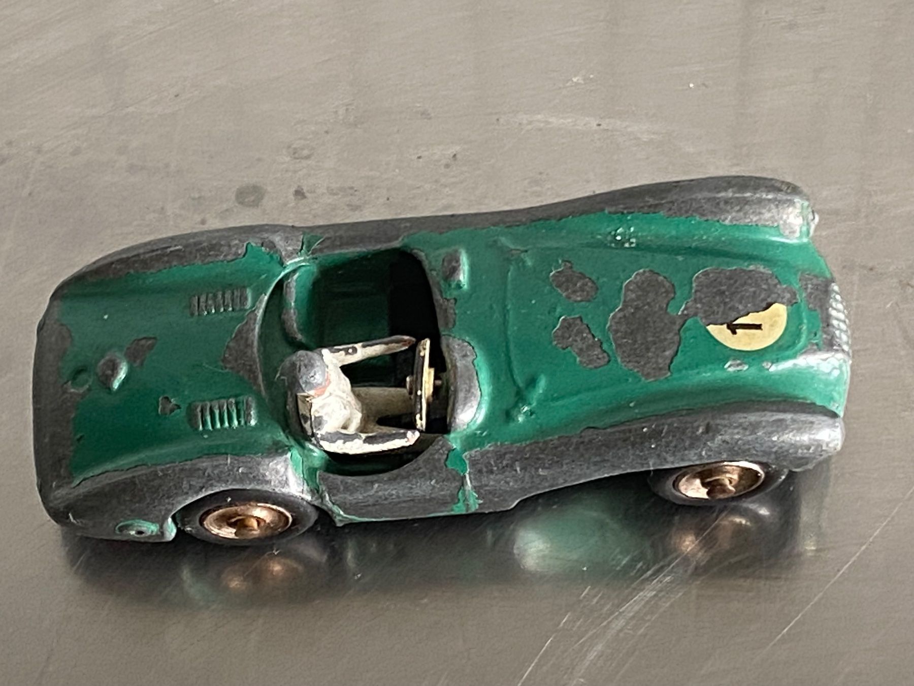 Dinky Toys Meccano N°506 Aston Martin - Modèle D'origine - Occasion