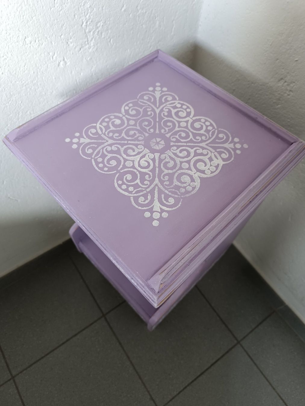 Comodini: Nachtisch lavendel shabby style – Nuovo (secondo la descrizione) da Zürich venduto da Jul69 2