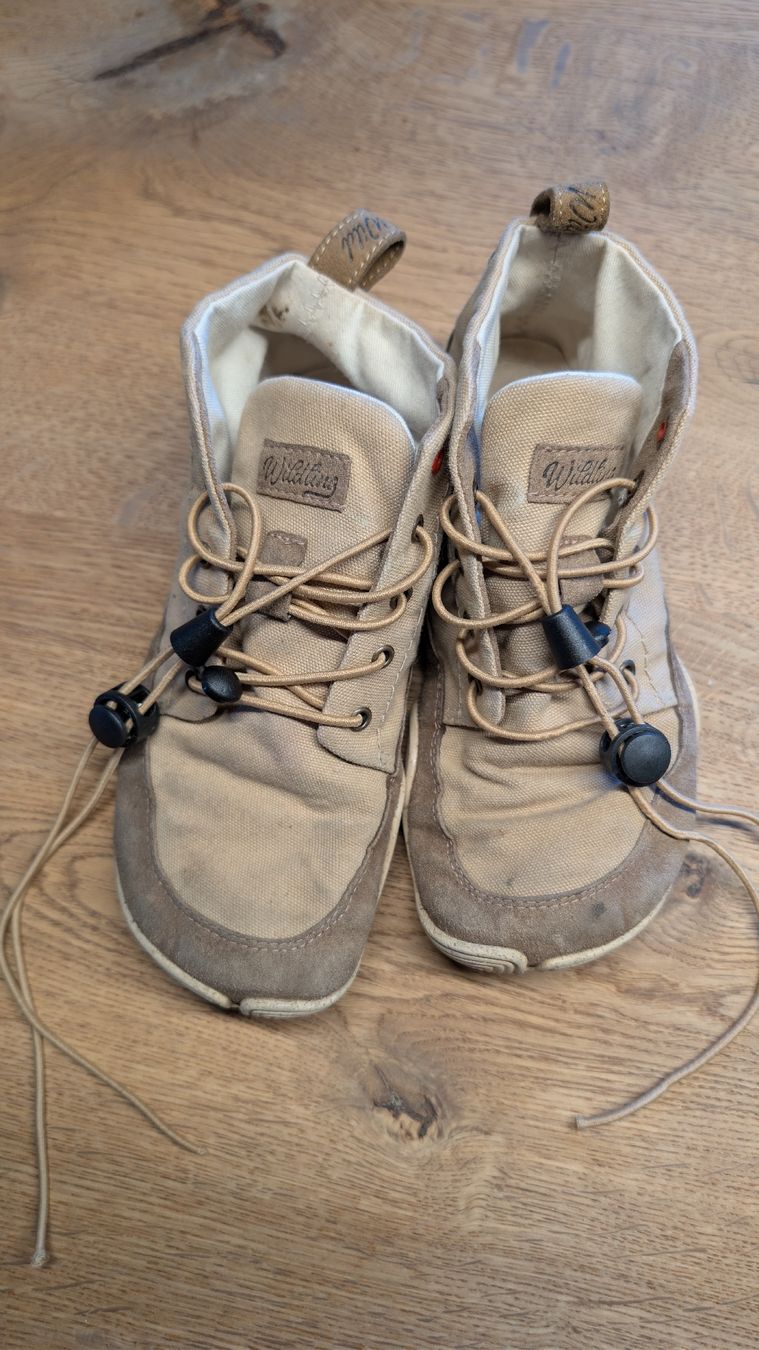 Wildling Scarpe per ragazzi: Wildlinge Schuhe beige Grösse 30  – Usato da Hüttlingen venduto da Remalimo