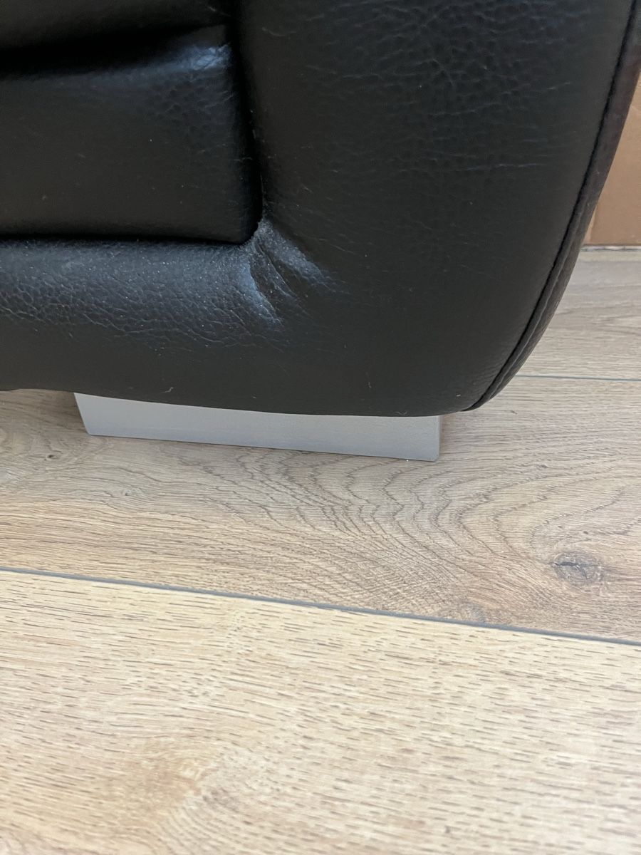 Divani: Sofa aus Kunstleder schwarz – Nuovo (secondo la descrizione) da Volketswil venduto da asc_yp5h 2