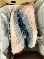 Chaussures de randonnée LOWA neuves pointure 38