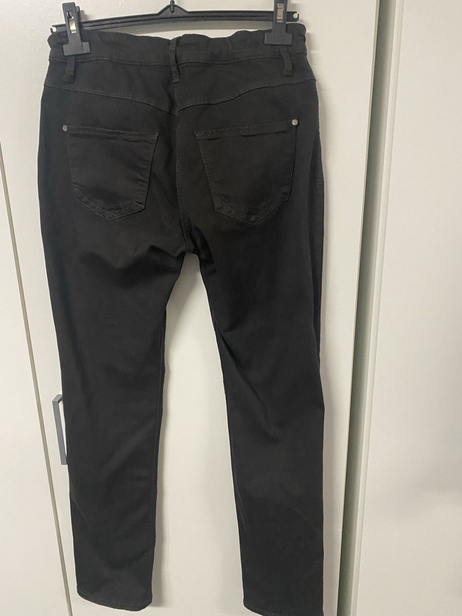 Jeans: D‘braune Strechjeans von MAC Gr.40 – Usato da Biel-Benken BL venduto da PANORMUS 1