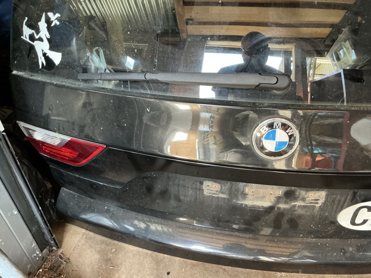 BMW Tutti pezzi di ricambio auto: BMW X3 3.0sd 2006 Heckklappe komplett – Usato da Schlossrued venduto da Mtimbo7 1