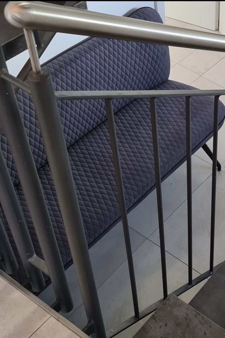 Panchine: Bank antrazit gesteppt – Usato da Brugg AG venduto da Kitycity 1