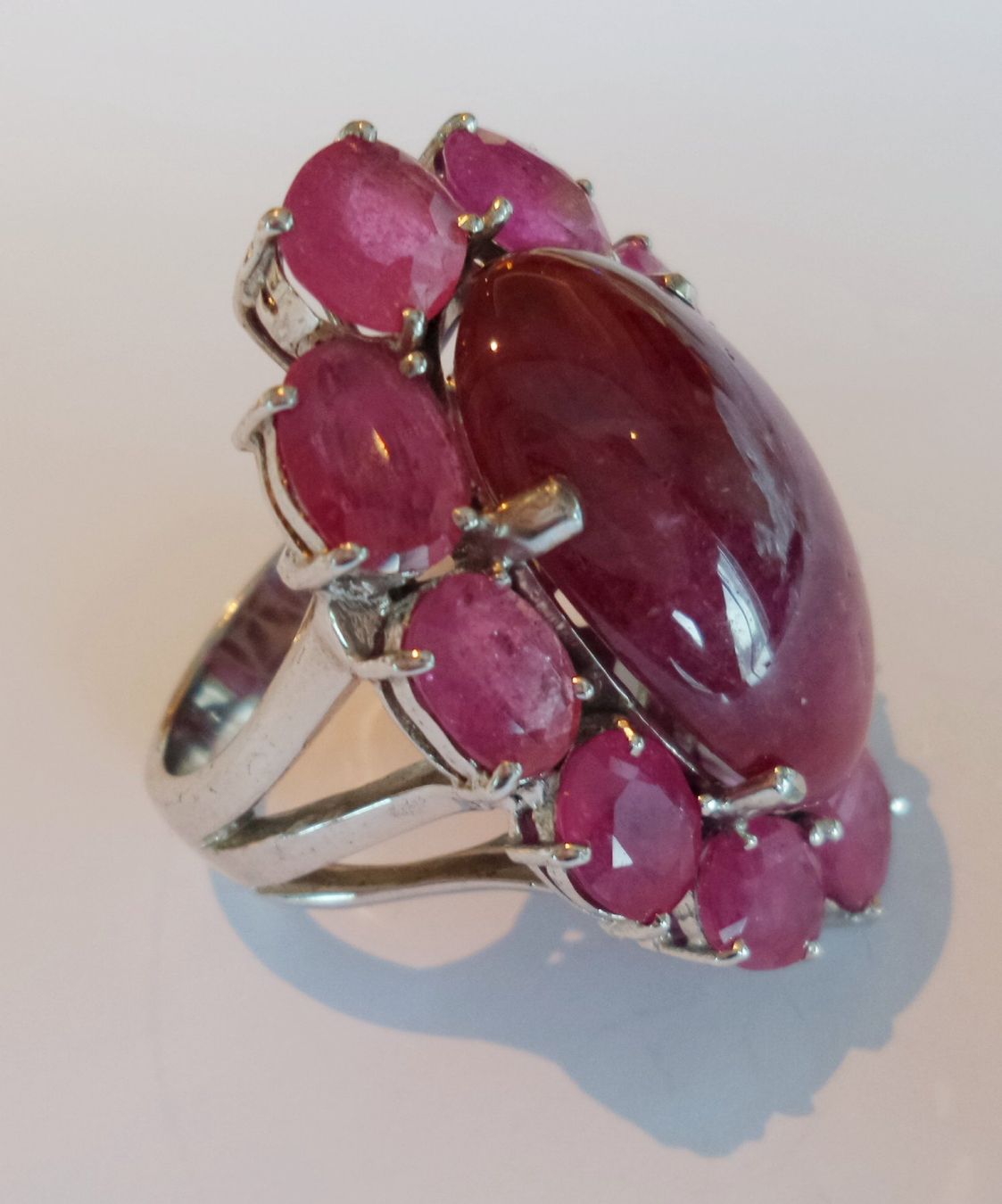 Anelli: Ring mit Rubinen und grossem Rhodochrosit Edelstein – Nuovo (secondo la descrizione) da Zürich venduto da ben_mn5h 1