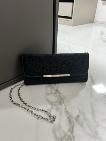 schwarze Handtasche
