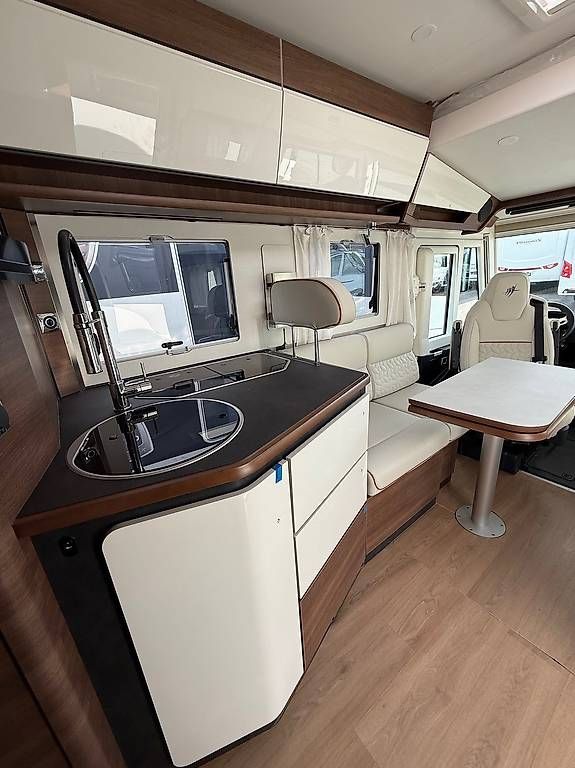 Veicoli da campeggio: Rapido Serie 80dF ALKO 8066 dF – Usato da Langenthal venduto da Reisemobil01 6