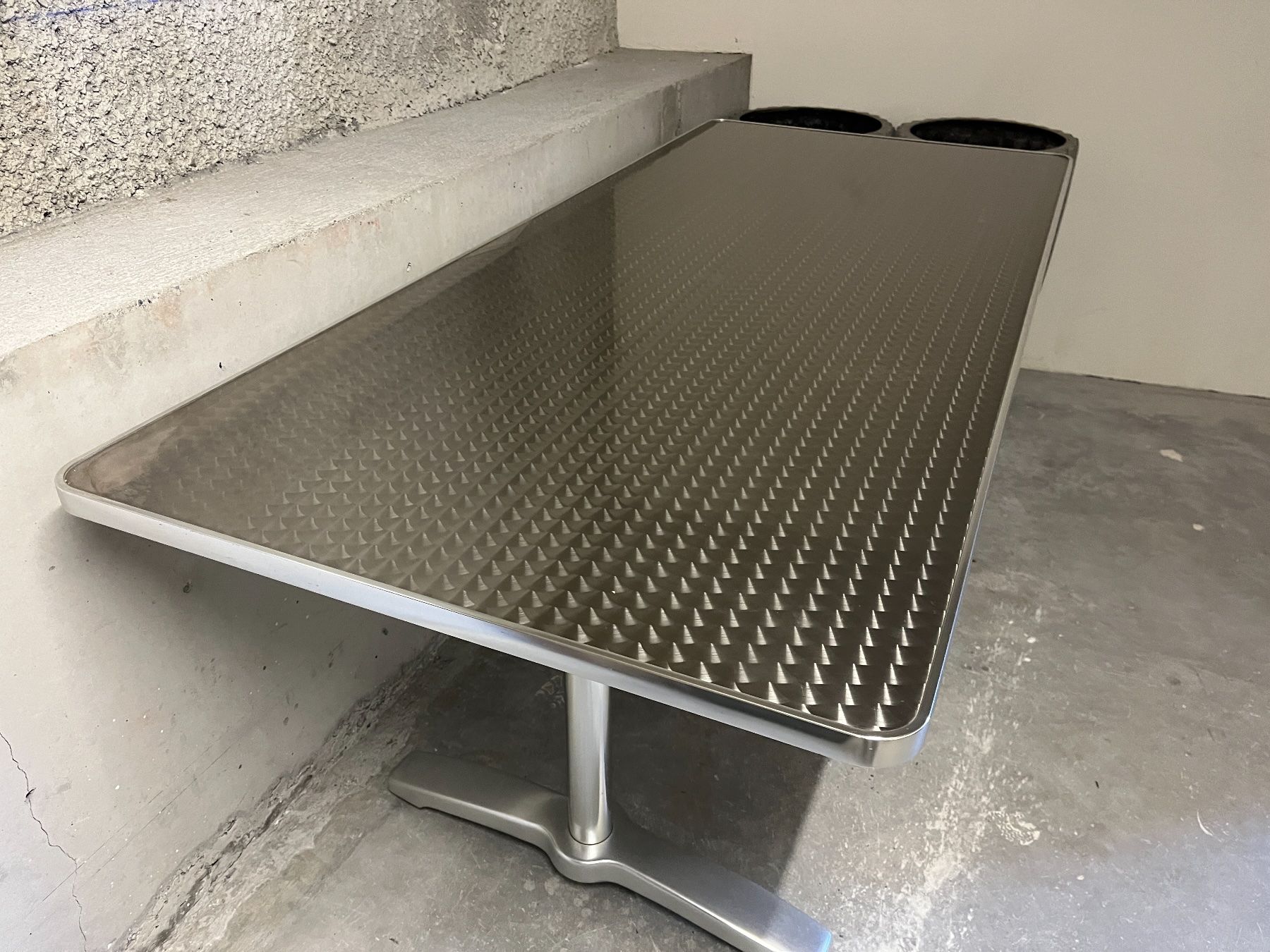 Tavoli: Gartentisch mit Aluminium-Deckblatt – Usato da Malans GR venduto da Wimpa 1