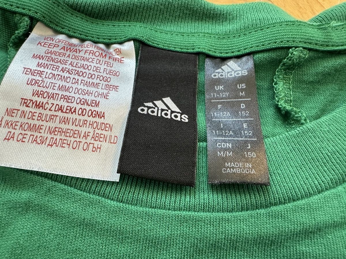 Adidas Camicette, T-shirt & Top: Adidas Crop-Top – Nuovo (secondo la descrizione) da Zürich venduto da Paleardi 1
