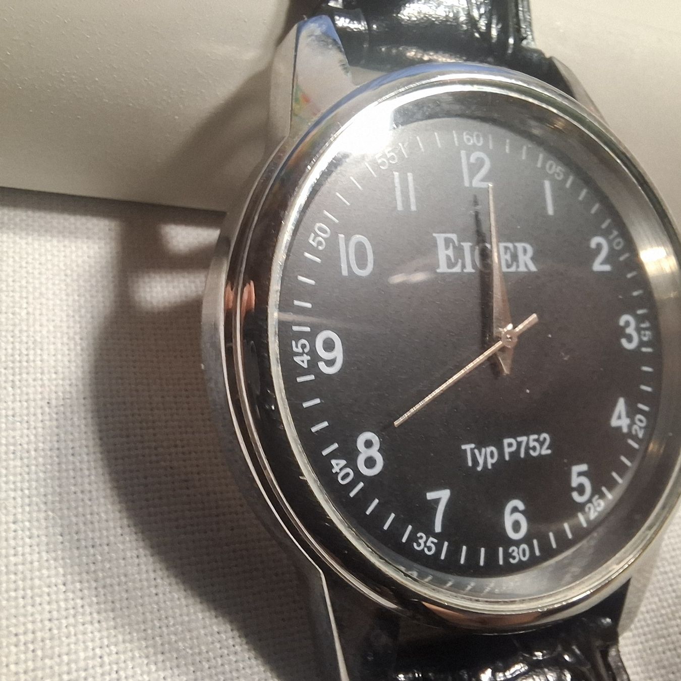 Eiger Orologi: Eiger Typ P752 Herrenuhr – Difettoso da Nürensdorf venduto da DANG3REUX 3