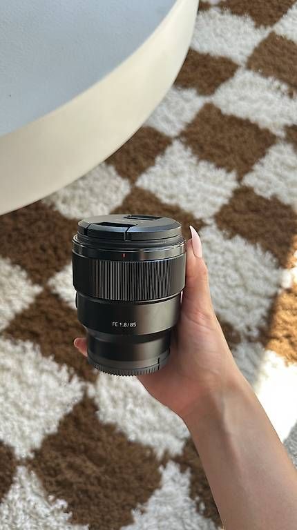 Sony Obiettivi: Sony FE 85mm f/1.8 – Usato da Bern venduto da nad_g988