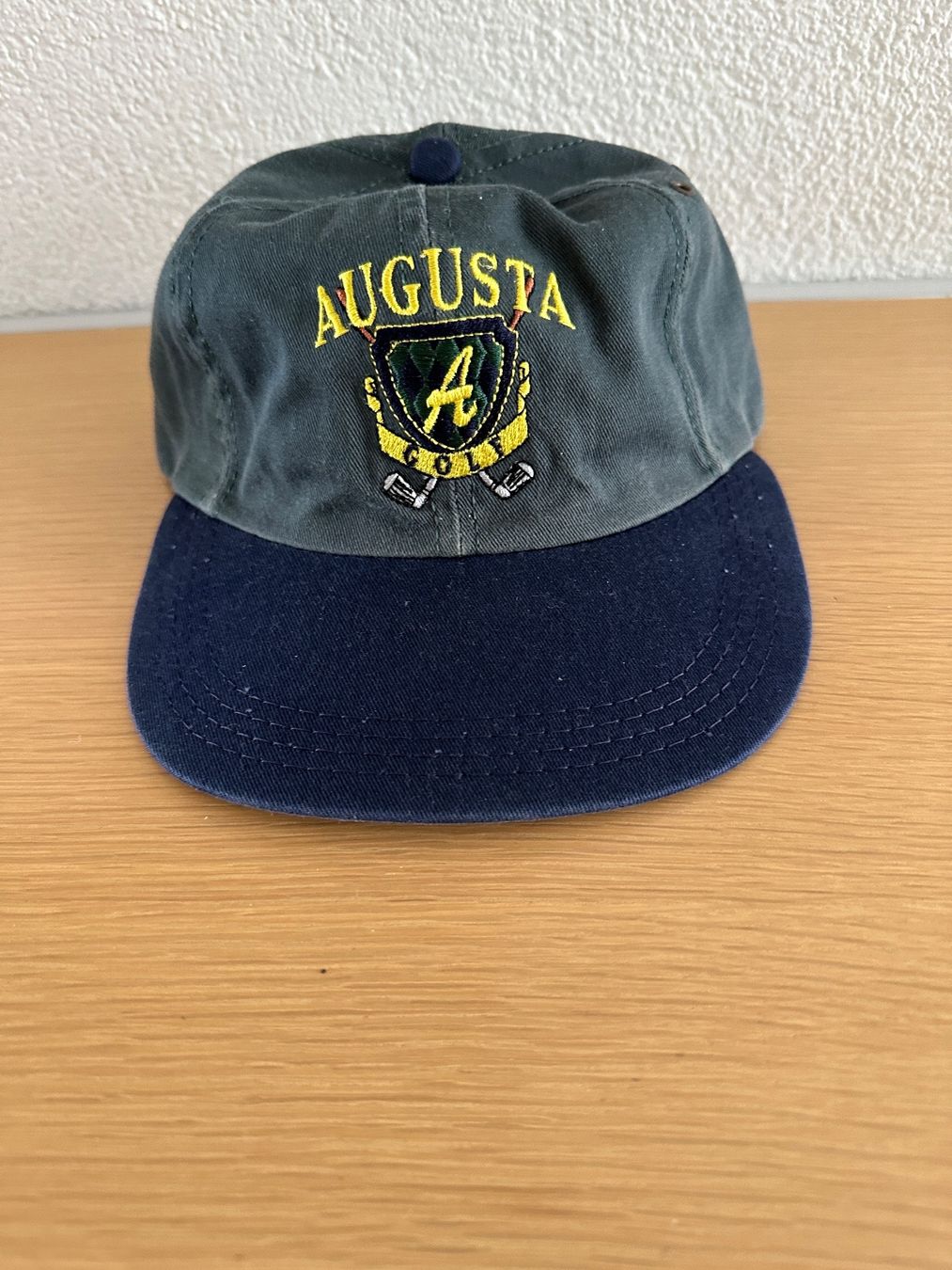Altro in  Abbigliamento & Accessori: Golf Cap Augusta – Usato da Stansstad venduto da Dalmatinerhjf