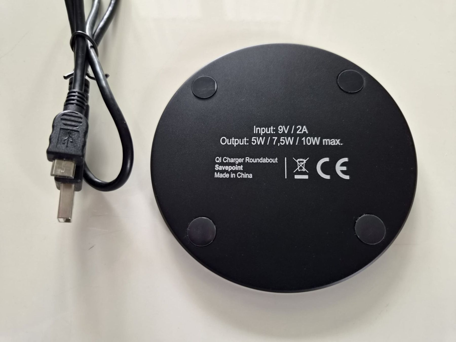 Apple Ladegeräte: Wireless Charger Qi Ladestation Mastercard – Gebraucht aus Amriswil von Alfaromeo007 2