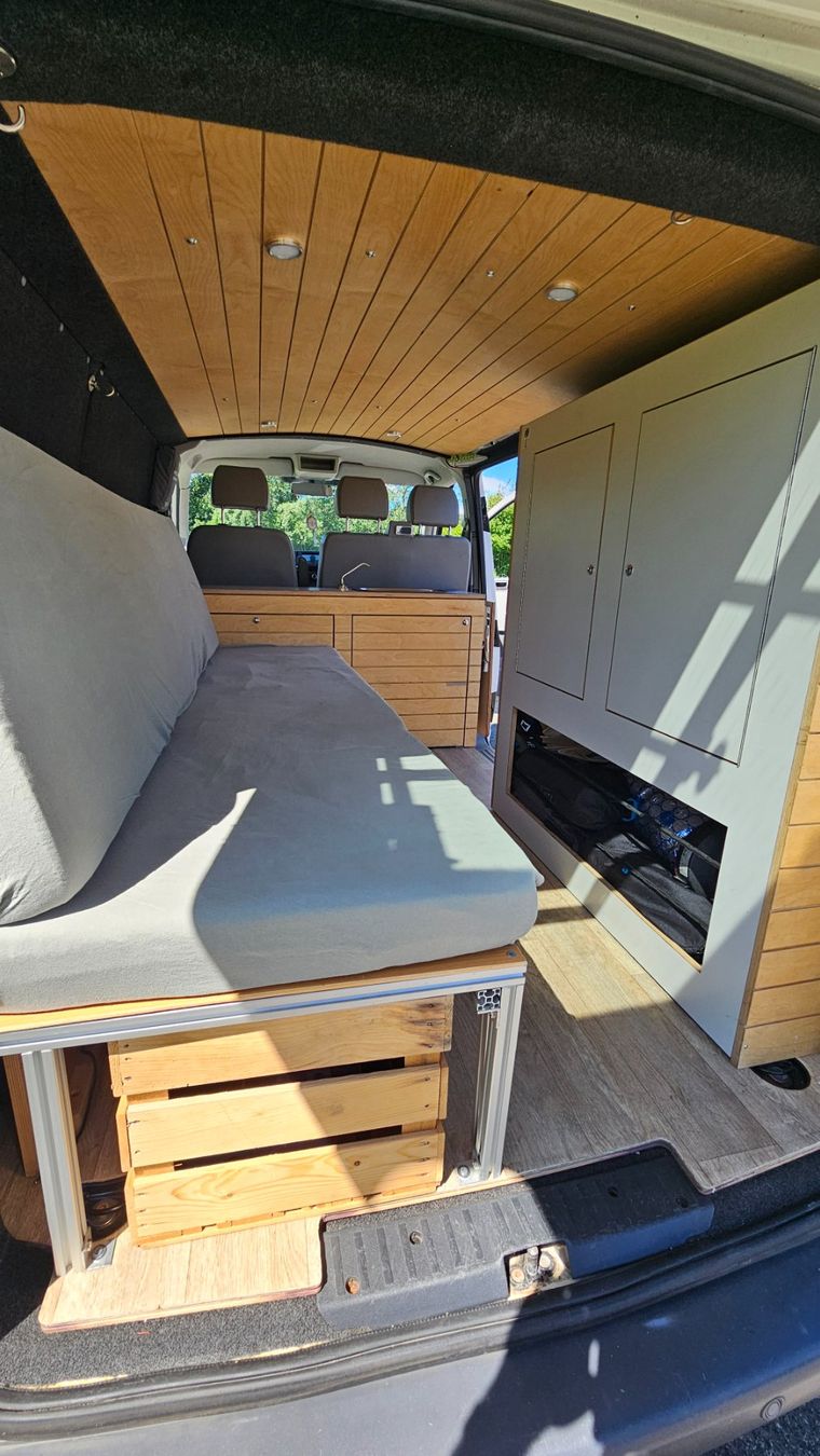 VW Véhicules de camping: VW T5 4x4 Camper – D'occasion à Sursee par ksc_v2bn 5