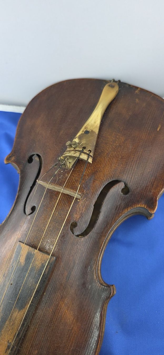 Alle Dekorationen: Violine (Dachbodenfund) – Antikes Deko-Objekt – Gebraucht aus Ebikon von Fredieluz 2