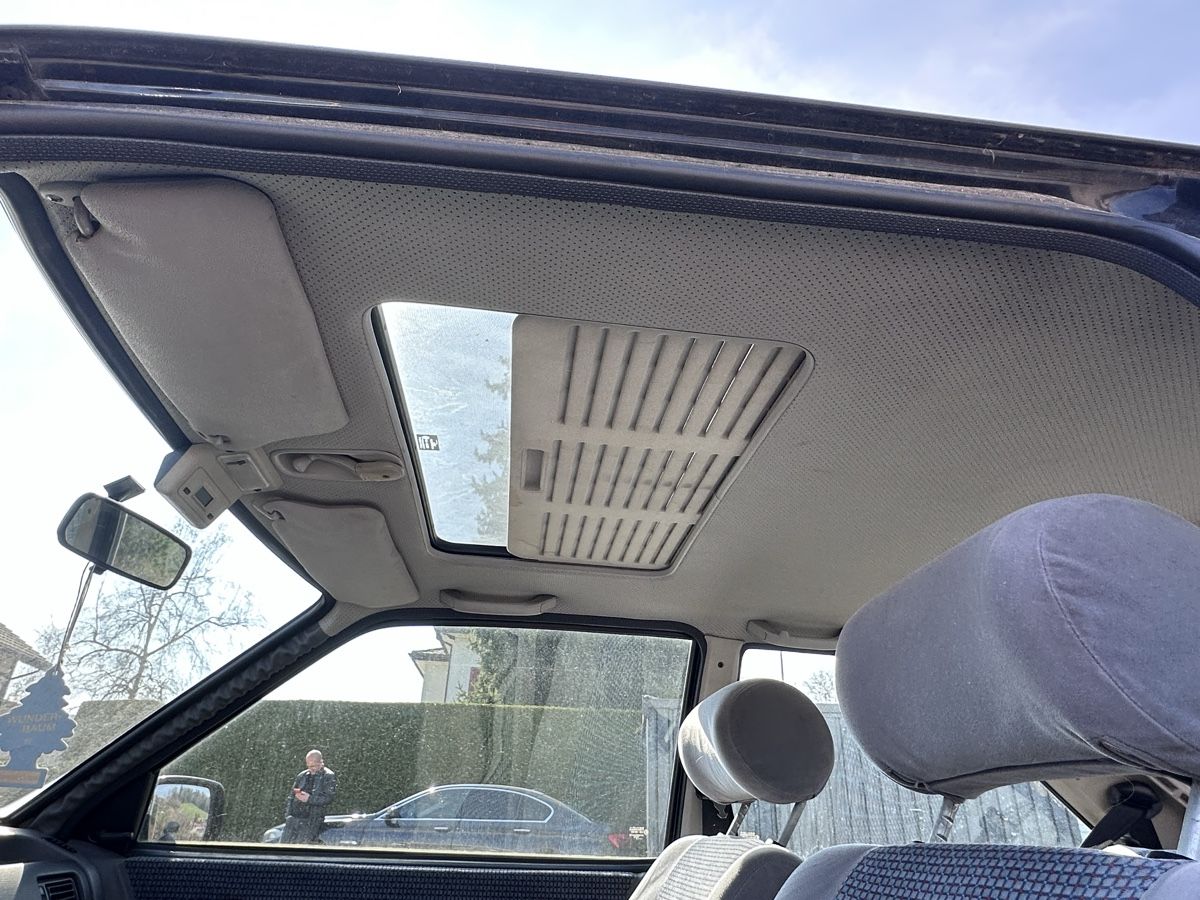 Ford Automobili: FORD Escort XR3i – Difettoso da Balterswil venduto da 899 6