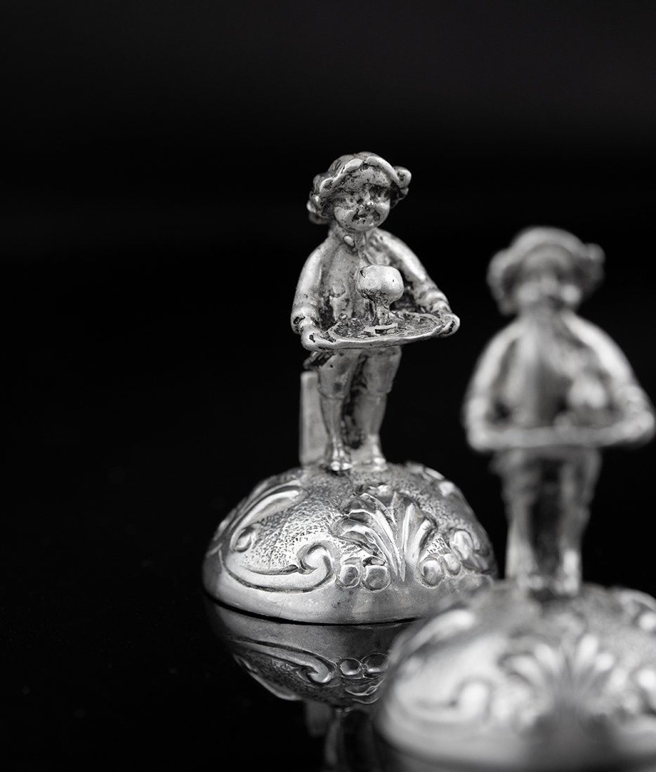 Statuette: Set mit 6 Vintage-Platzhaltern aus 925er Silber – Usato da Lugano venduto da Historianlugano 3