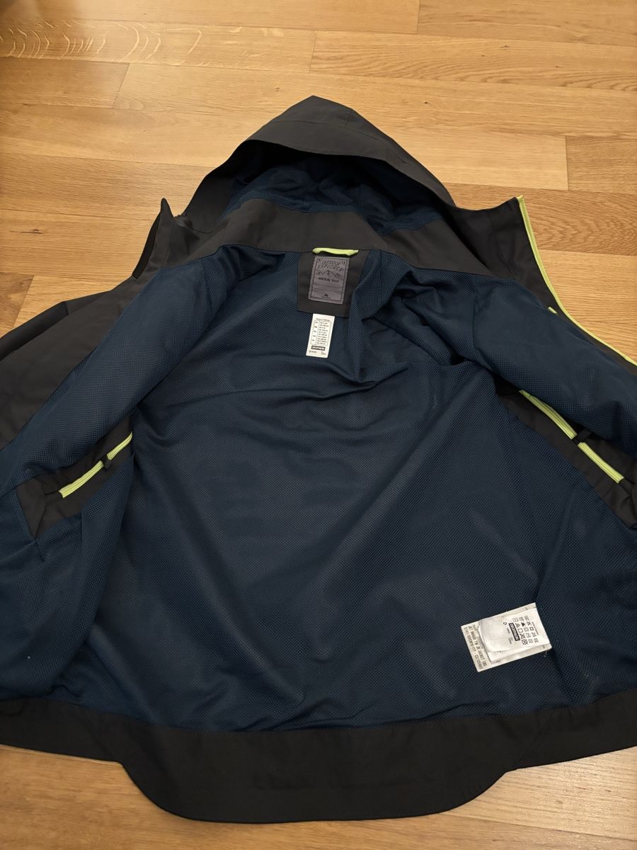 Giacche & Cappotti: Quechua Regenjacke,  Grösse 141-150, – Usato da Grosshöchstetten venduto da Kreator20 2