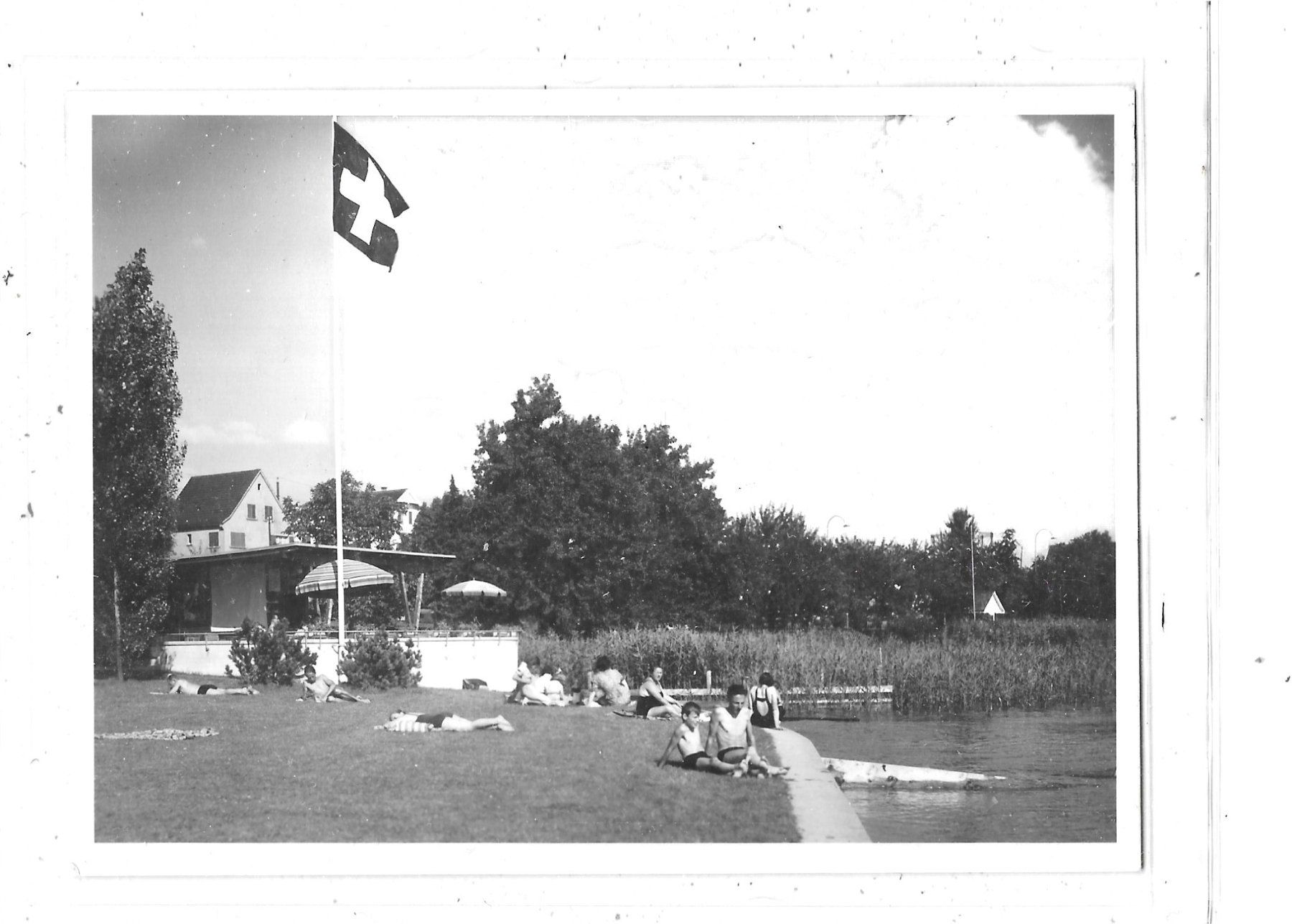Cartoline postali: ZH Meilen 1945 Strandbad – Usato da Schocherswil venduto da Wilare