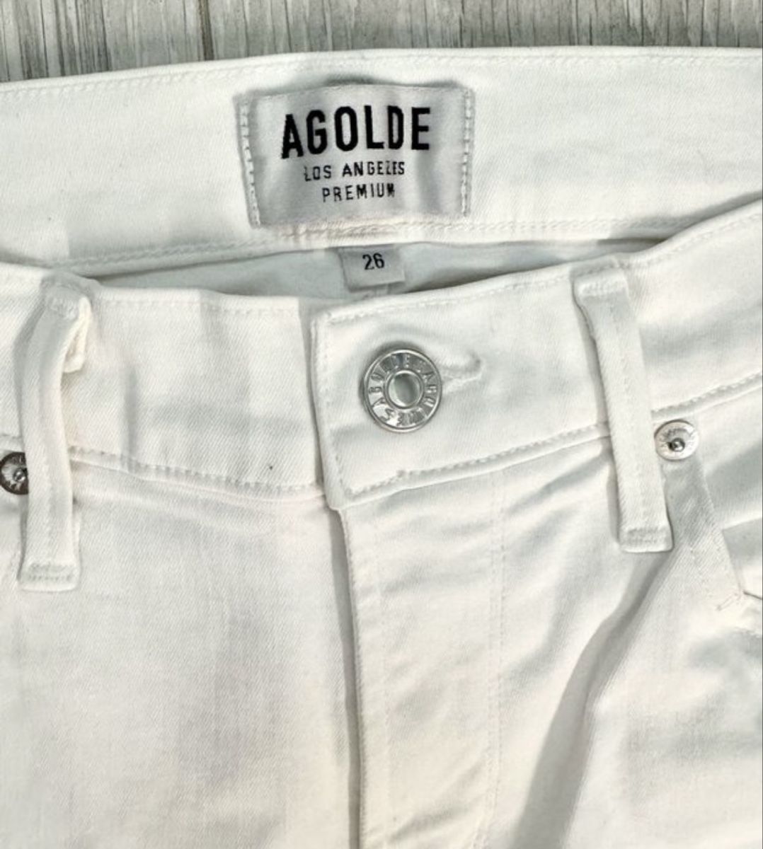 Agolde Jeans: AGOLDE White Denim Jeans - Size 26 - NEW – Nuovo (secondo la descrizione) da Versoix venduto da Bazanchiklovalova 2