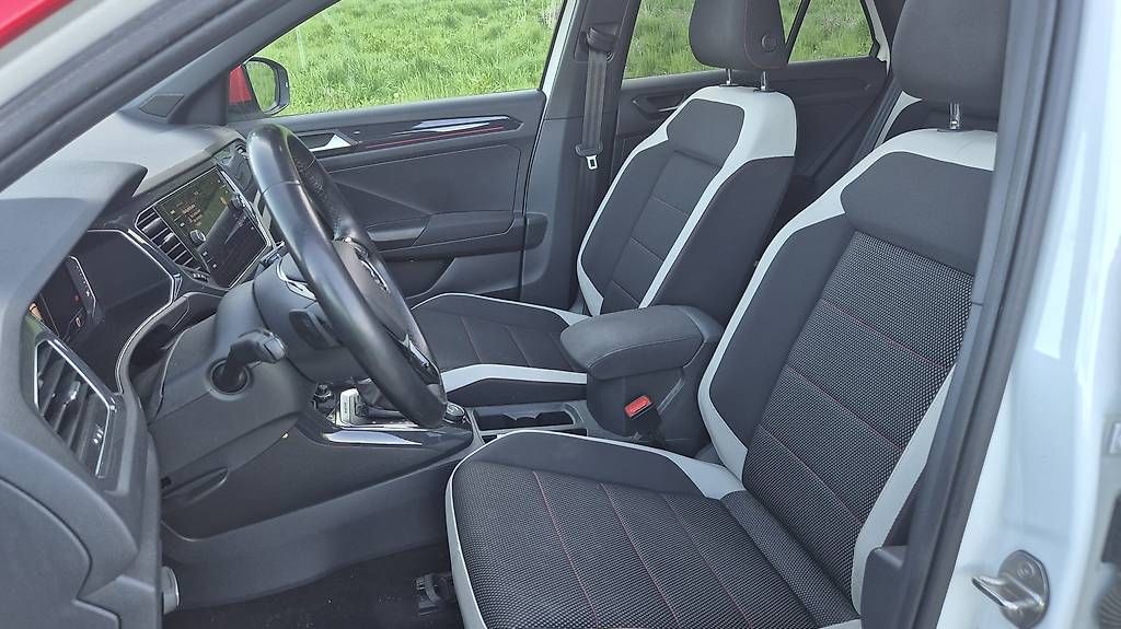 Automobili: VW T-Roc 2.0 TSI 4x4 Anhängerkupplung – Usato da Hochdorf venduto da bed_9rgy 3