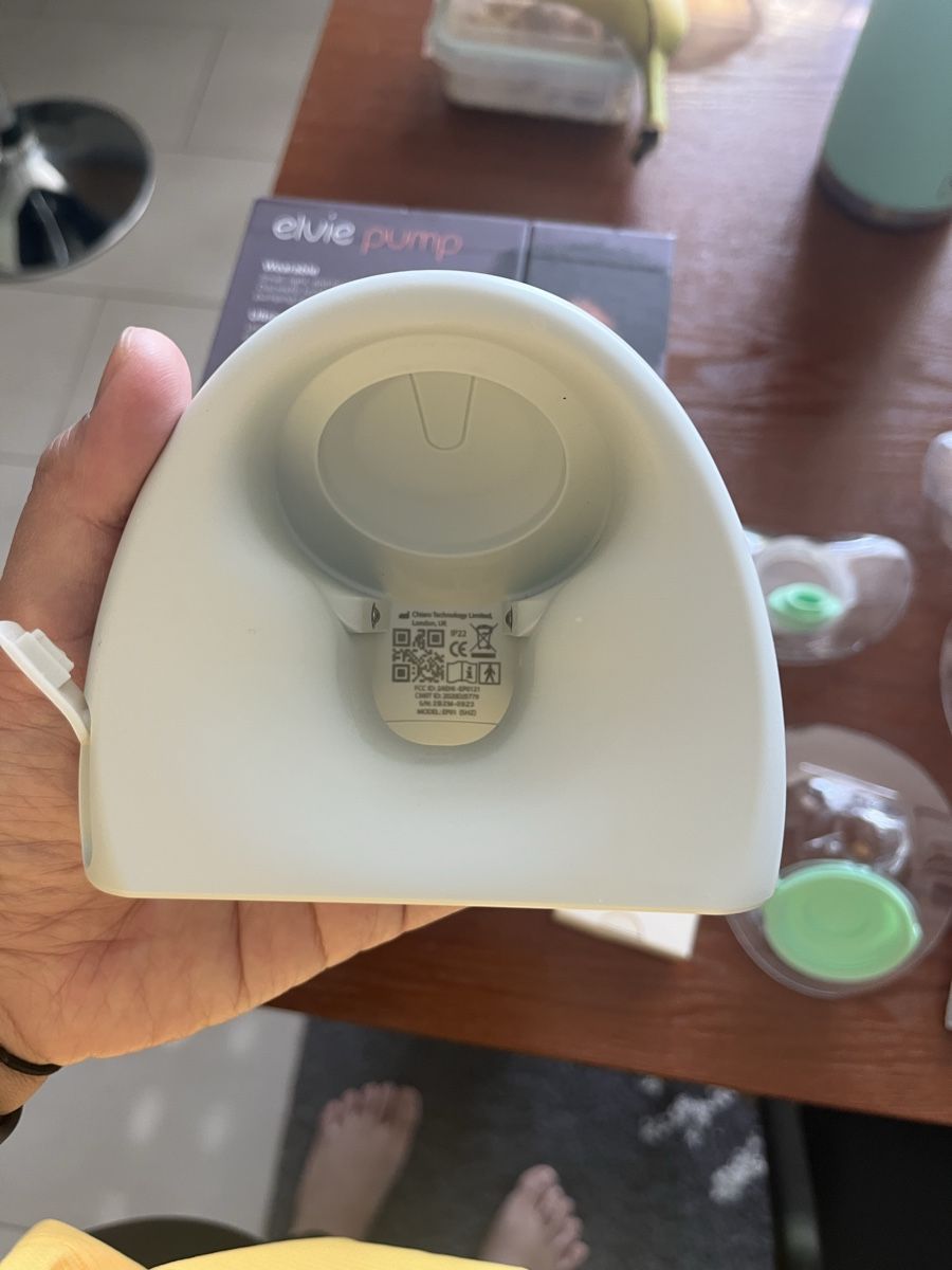 Elvie Accessori per l’allattamento: Elvie Breast Pump – Nuovo (secondo la descrizione) da Bülach venduto da Sunshine2359 5