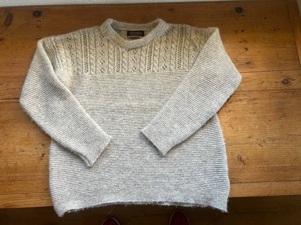 Pullover & Sweatshirts: Baby Alpaca - Pullover – Gebraucht aus Einsiedeln von cgs8840