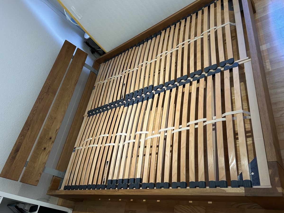 Betten: Eichen Bett 180x200cm – Gebraucht aus Henggart von Andros5 1