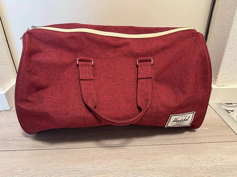 Herschel Borse: Sac de sport ou voyage – Usato da Ste-Croix venduto da gfamily