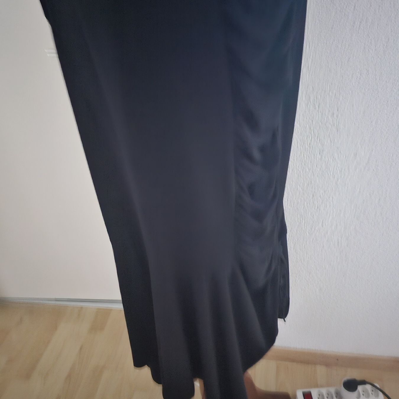 Robes: wunderschönes langes schwarzes gr 46 – Neuf avec emballage d'origine à wolfhalden par 46464646 4