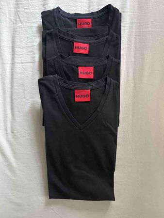 4 Hugo Boss T-Shirt schwarz Grösse M