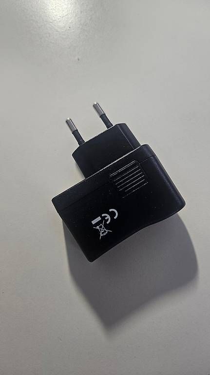 Chargements: 5W USB-A Ladegerät – D'occasion à Dübendorf par tuv_2vr8