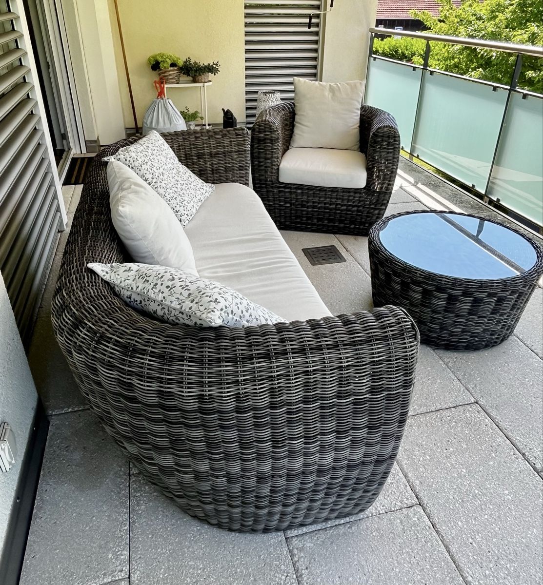 Sofas: Gartenmöbel Set Rattan Optik 3-teilig mit Tisch – D'occasion à Horgen par lil_kwf5 1