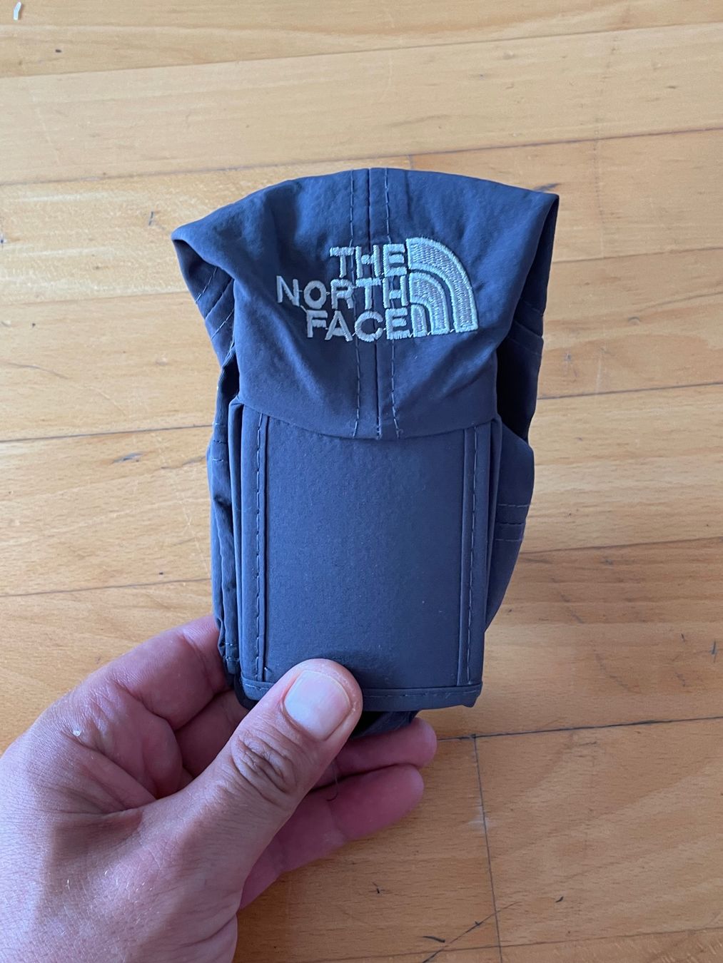 North Face Copricapi, berretti & cappellini: Vintage 90s North face folding cap – Usato da Zürich venduto da le_souk 5